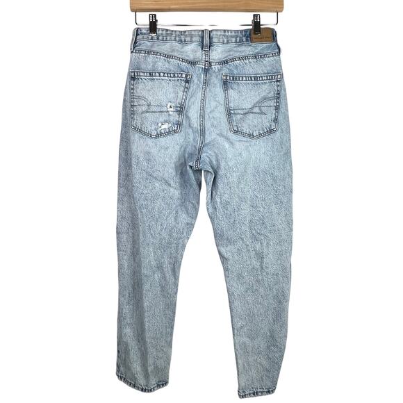 American Eagle Mom Straight Jean Size 6 Short - Picture 2 of 12